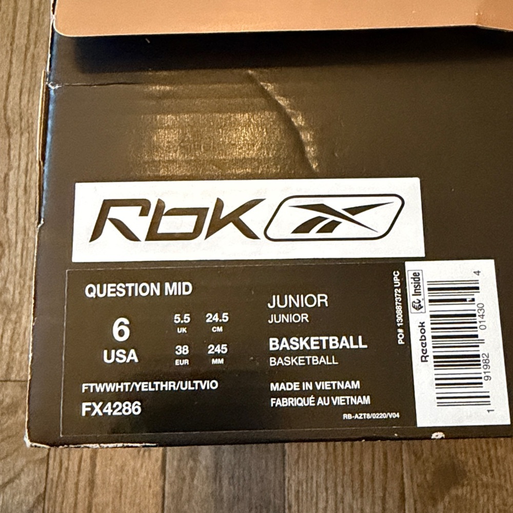 REEBOK Kobe Bryant Question Mid Basketball Shoe Sneaker Junior size 6 - Picture 8 of 11